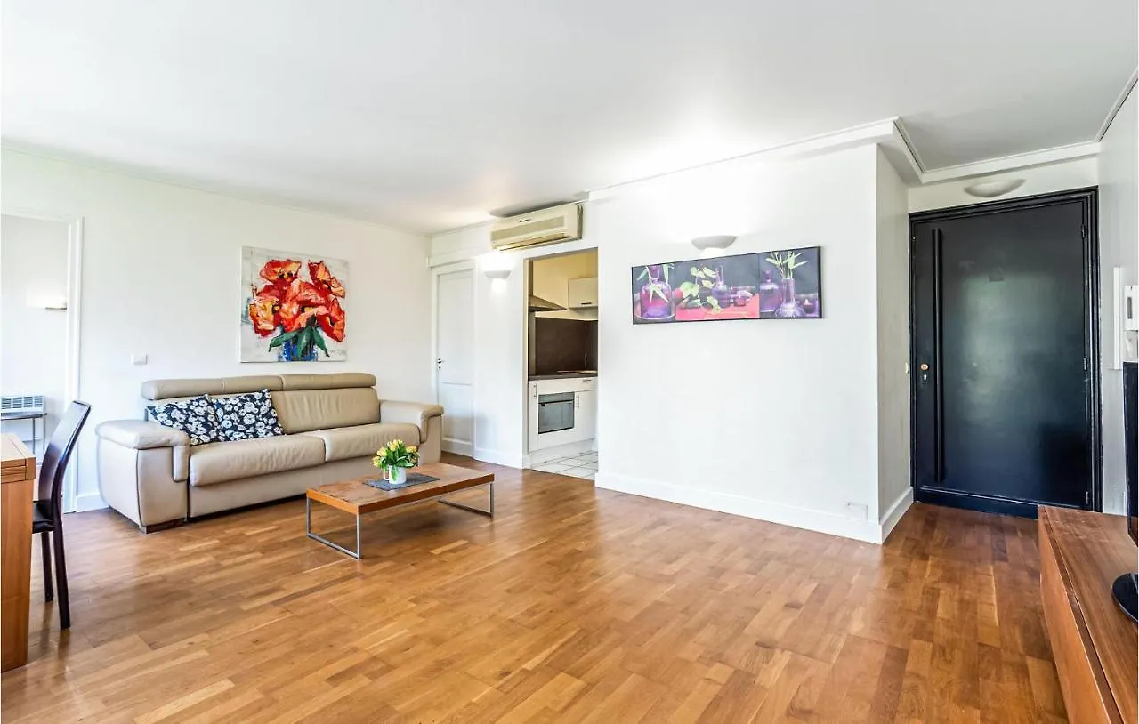 Nice Apartment In Cannes With Wifi